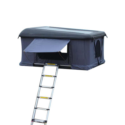 Αδιάβροχη σκηνή στην οροφή του τροχόσπιτου με δομή ενός υπνοδωματίου και μεγάλο μέγεθος