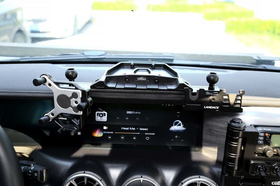 Μηχανολογικό στυλ 6 Gang Switch Panel με κάλυμμα τηλεφώνου και κεντρική κονσόλα