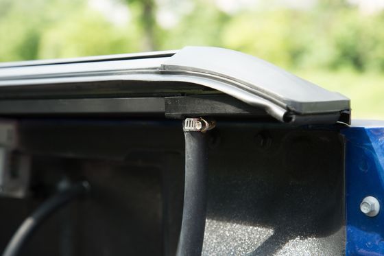 4X4 Συσκευές UTE Tonneau Cover Ανασυρόμενο Κεραμίδι Κλειδώματος Αδιάβροχο για την Nissan