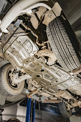 Toyota LC100 Αλουμινίου κάτω από το σώμα του κινητήρα για το 2008-2011 μοντέλο κάτω θέση