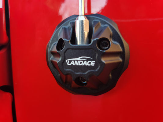 Τμήματα αυτοκινήτου JEEP Ραδιοφωνική κεραία κάλυψη βάσης Μαύρη σκόνη επικαλυμμένη CNC εξατομίκευση μηχανής