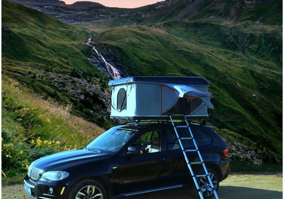 Σκληρή τέντα με στερεές πέλματα και υδροστερό υλικό πολυεστέρα