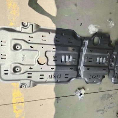 Το Toyota Tundra 5.0mm Προστατευτικό σασί Κάλυψη κινητήρα Mudflap Πλάκα ολίσθησης σε μαύρη μπογιά