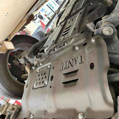 Το Toyota Tundra 5.0mm Προστατευτικό σασί Κάλυψη κινητήρα Mudflap Πλάκα ολίσθησης σε μαύρη μπογιά