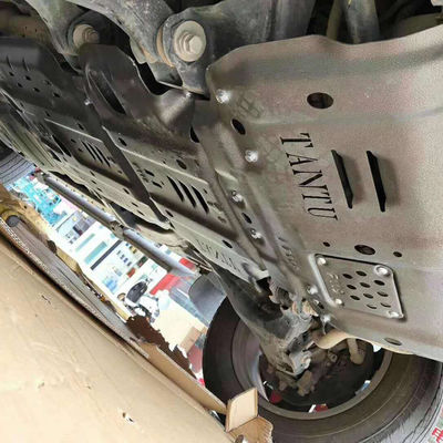 Η κάτω πλάκα του κινητήρα Toyota Tundra με υλικό από χάλυβα που έχει τυλιχθεί εν ψυχρώ και ανθεκτικό σχέδιο