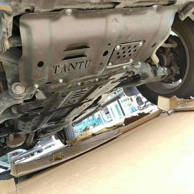 Η κάτω πλάκα του κινητήρα Toyota Tundra με υλικό από χάλυβα που έχει τυλιχθεί εν ψυχρώ και ανθεκτικό σχέδιο