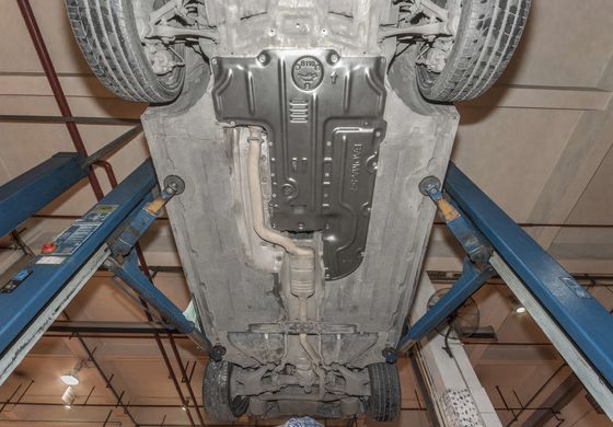 Καθαρισμός με σκόνη BMW Transmission Skid Plate Προστατευτική πλάκα