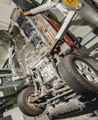 Πλάκα ολίσθησης JEEP Wrangler Προστατέψτε τα κάτω τμήματα του σώματος με προστασία πλαισίου Magnalium